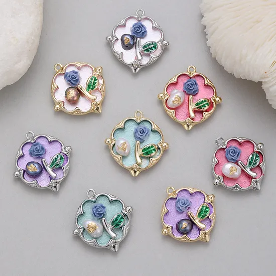 Finetoo Exquisito Gargantilla de Perlas Asimétricas Collar con Colgante de Mariposa y Corazón en Capas