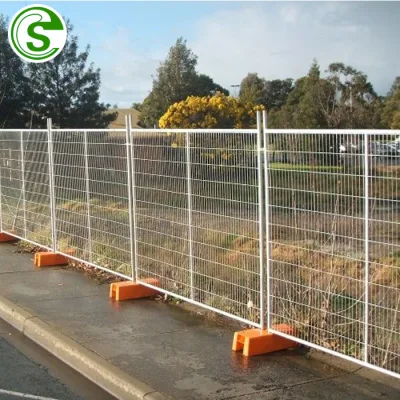 La cerca portátil estacional del evento de la seguridad al aire libre Panles barricadas temporales resistentes de la policía 2100 x 2400m m